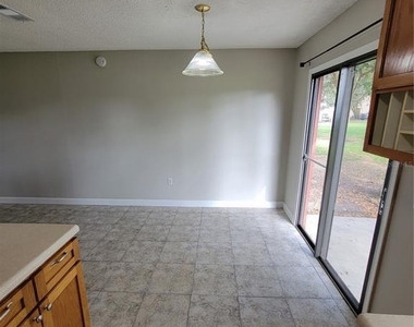 23 Louisiana Avenue - Photo Thumbnail 8