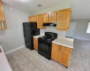 23 Louisiana Avenue - Photo Thumbnail 6