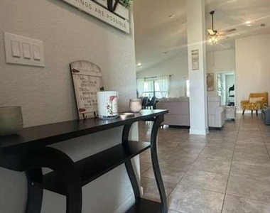 365 Citrus Pointe Drive - Photo Thumbnail 1