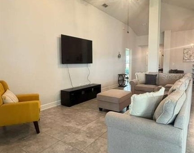 365 Citrus Pointe Drive - Photo Thumbnail 9