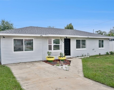 210 E Palm Street - Photo Thumbnail 1