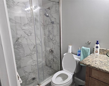 557 Eagle Court - Photo Thumbnail 13
