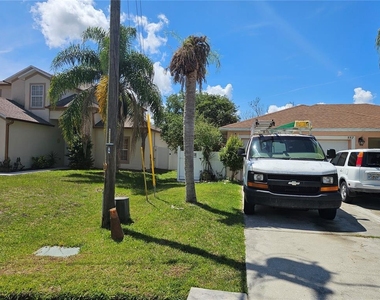 557 Eagle Court - Photo Thumbnail 1
