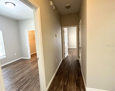 1005 Eagle Pond Drive - Photo Thumbnail 5
