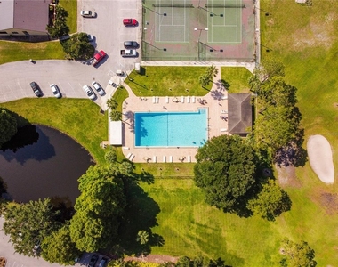 1005 Eagle Pond Drive - Photo Thumbnail 21