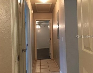 4545 Sw 38th Place - Photo Thumbnail 5