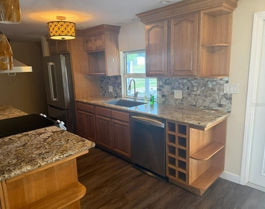 11595 Se 129th Place - Photo Thumbnail 2