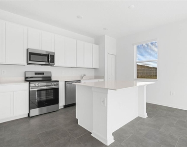 2788 Pierr Street - Photo Thumbnail 2
