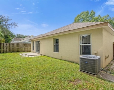 3521 Moss Pointe Place - Photo Thumbnail 25