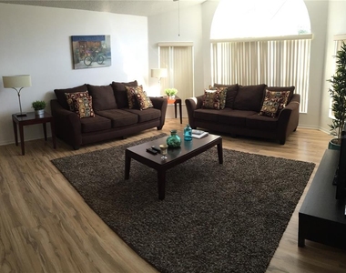 2480 Sweetwater Club Circle - Photo Thumbnail 1