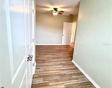 2463 Midnight Pearl Drive - Photo Thumbnail 19
