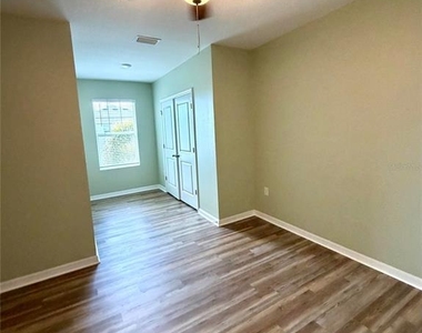2463 Midnight Pearl Drive - Photo Thumbnail 21