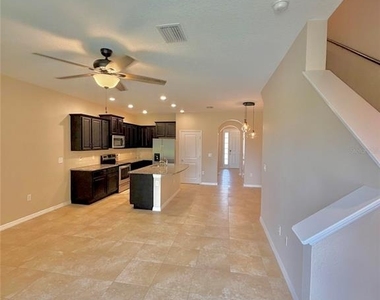 2463 Midnight Pearl Drive - Photo Thumbnail 2
