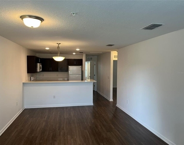 295 Flower Lane - Photo Thumbnail 3