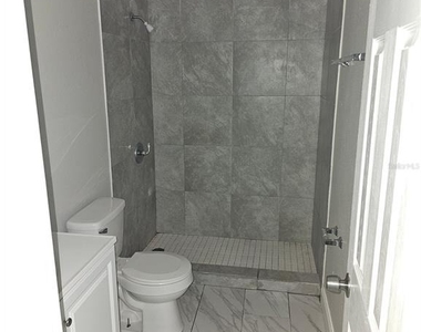 1013 Beecher Street - Photo Thumbnail 6