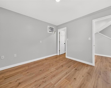 1099 Grove Avenue - Photo Thumbnail 51