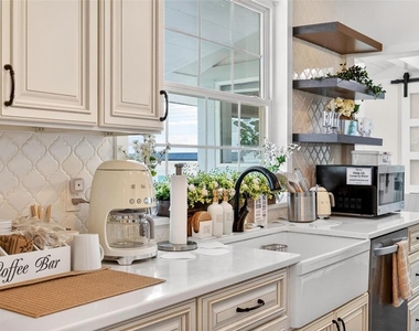 1099 Grove Avenue - Photo Thumbnail 24