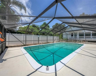 1099 Grove Avenue - Photo Thumbnail 70