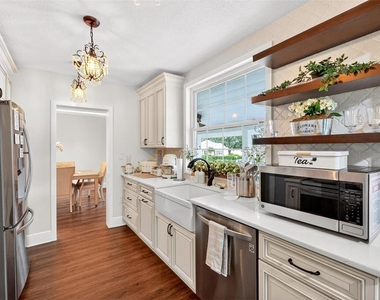 1099 Grove Avenue - Photo Thumbnail 40