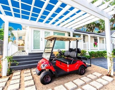 1099 Grove Avenue - Photo Thumbnail 4