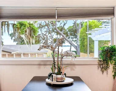 1099 Grove Avenue - Photo Thumbnail 29