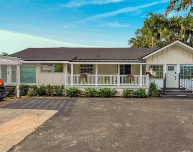 1099 Grove Avenue - Photo Thumbnail 1