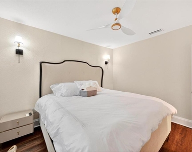1099 Grove Avenue - Photo Thumbnail 48