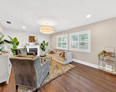 1099 Grove Avenue - Photo Thumbnail 32