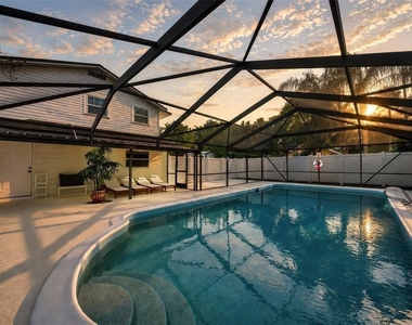 1099 Grove Avenue - Photo Thumbnail 66