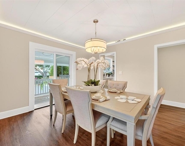 1099 Grove Avenue - Photo Thumbnail 36