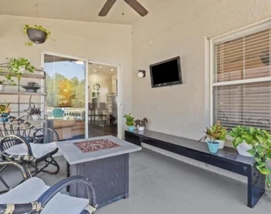 1722 Palmetto Pine Lane - Photo Thumbnail 6
