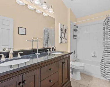 1722 Palmetto Pine Lane - Photo Thumbnail 14
