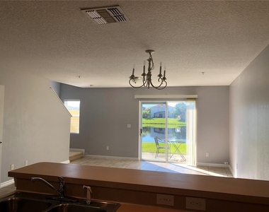 13492 Applerose Lane - Photo Thumbnail 9