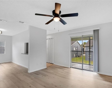 4100 Pershing Pointe Place - Photo Thumbnail 3
