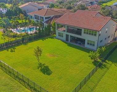10846 Mobberley Circle - Photo Thumbnail 2