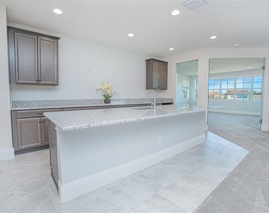 10846 Mobberley Circle - Photo Thumbnail 25