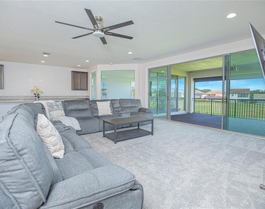 10846 Mobberley Circle - Photo Thumbnail 24