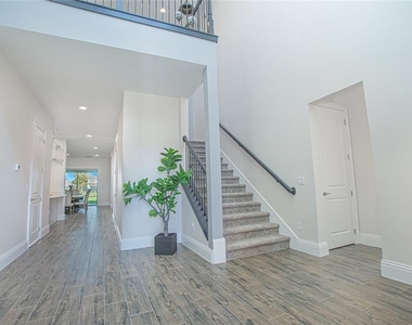 10846 Mobberley Circle - Photo Thumbnail 3