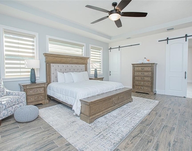 10846 Mobberley Circle - Photo Thumbnail 12