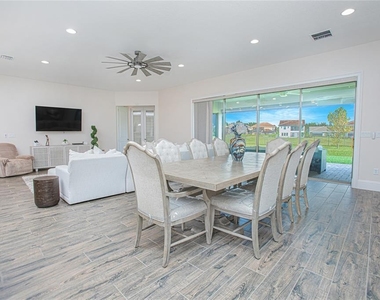 10846 Mobberley Circle - Photo Thumbnail 6
