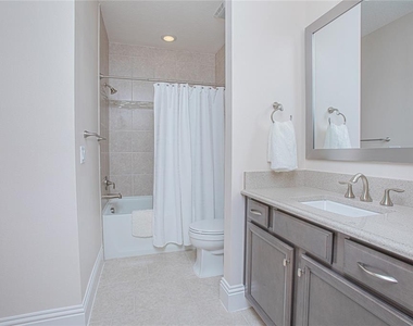 10846 Mobberley Circle - Photo Thumbnail 19