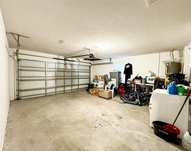 1509 Indian Oaks Trl - Photo Thumbnail 8