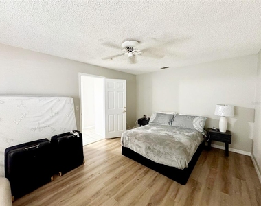 1509 Indian Oaks Trl - Photo Thumbnail 22