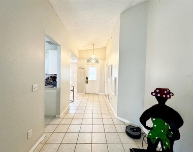 1509 Indian Oaks Trl - Photo Thumbnail 6