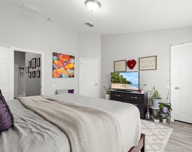 15048 Bellinkoff Lane - Photo Thumbnail 19
