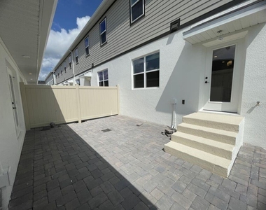 15236 Tribute Ovation Way - Photo Thumbnail 19