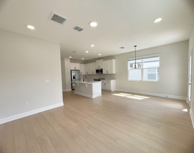 15236 Tribute Ovation Way - Photo Thumbnail 7