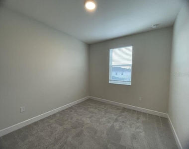15236 Tribute Ovation Way - Photo Thumbnail 16