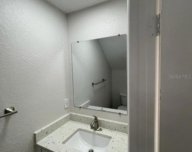 10260 Turkey Lake Road - Photo Thumbnail 10