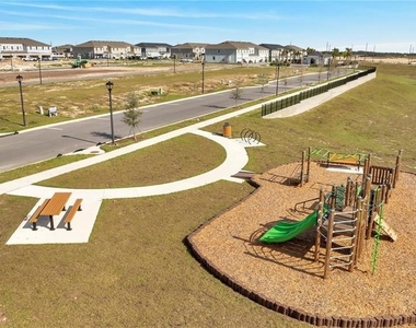 3107 Gardenia Reserve Street - Photo Thumbnail 22